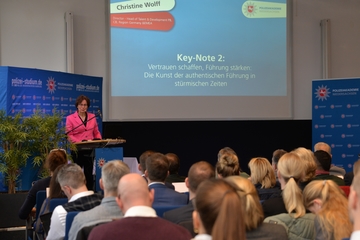 Key-Note-Speakerin Christine Wolff, - Director - Head of Talent & Development PB, CB, Region Germany &EMEA, hielt den zweiten Vortrag zum Thema.